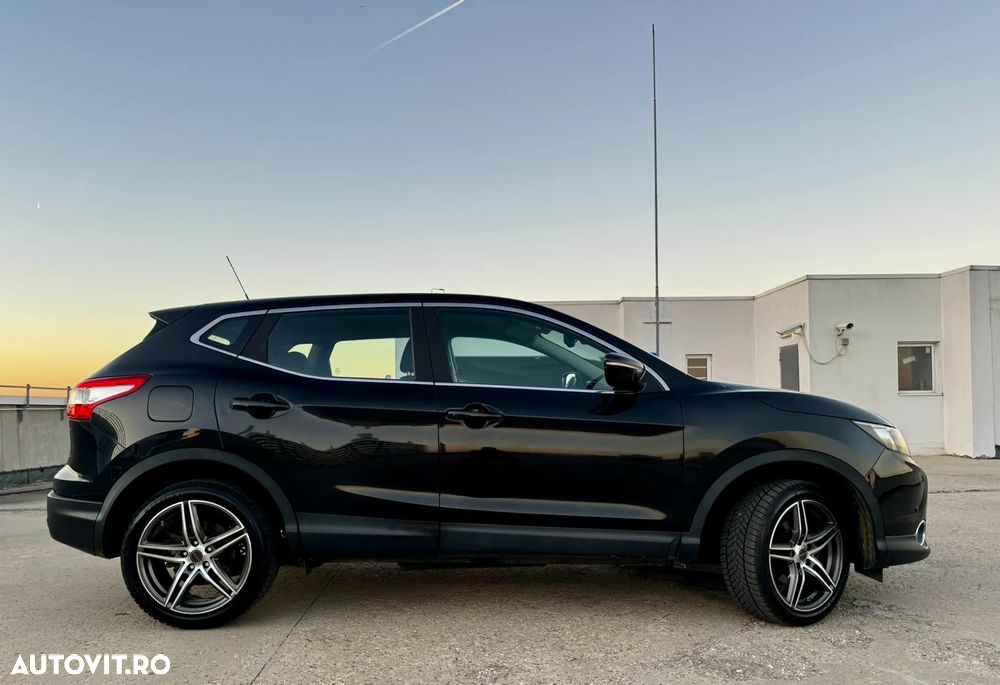 Nissan Qashqai 1.2 DIG-T Start/Stop Tekna - 2