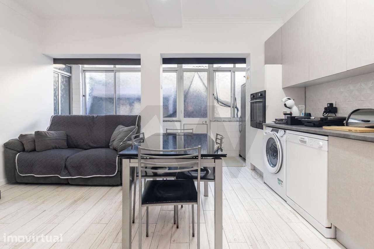 Apartamento T2 na Quinta Manuel André: O Equilíbrio Perfeito entre Con - Grande imagem: 3/32