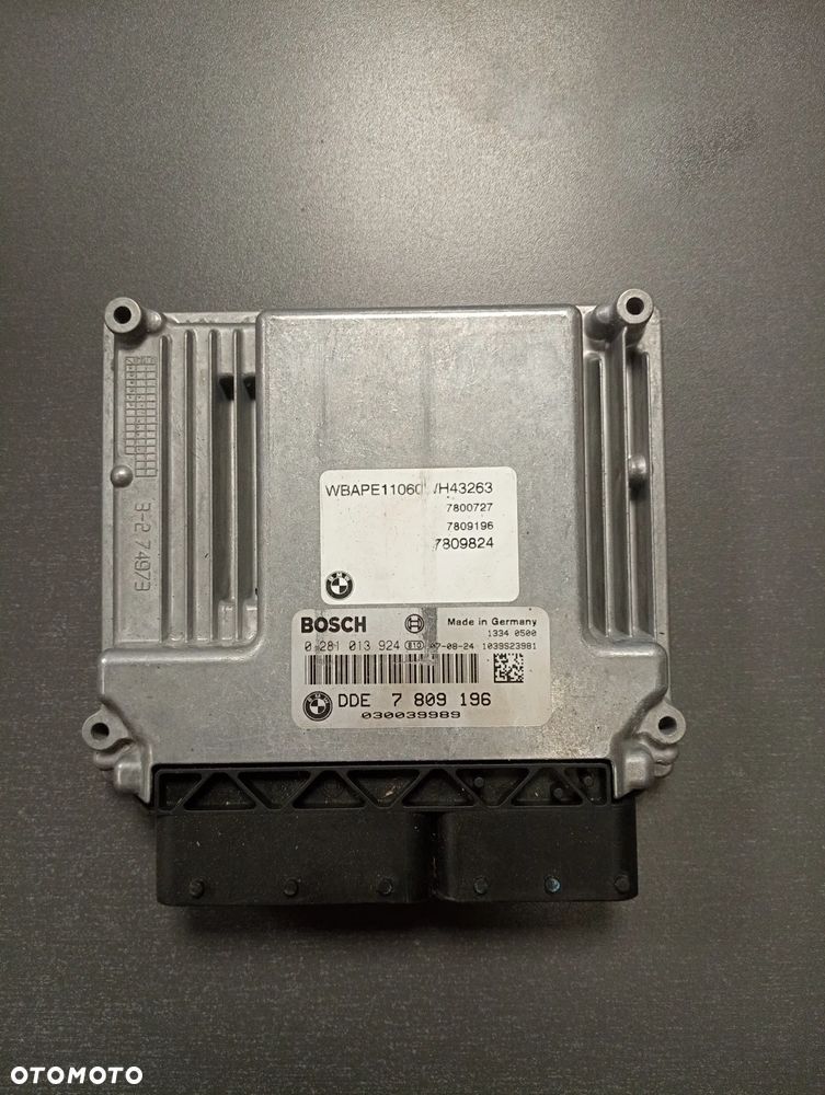 Sterownik silnika BMW X3 E83 N47 2.0D nr 0 281 013 924
