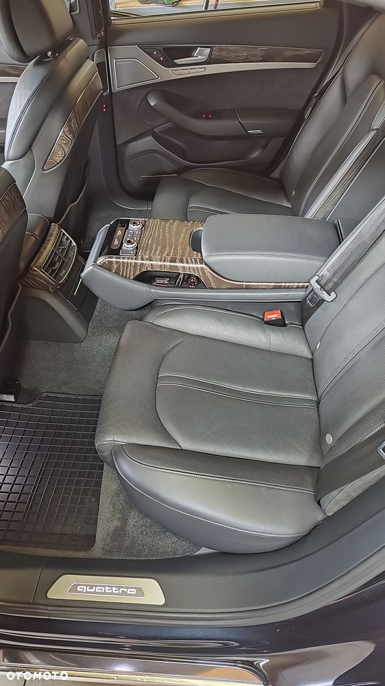 Audi A8 - 26