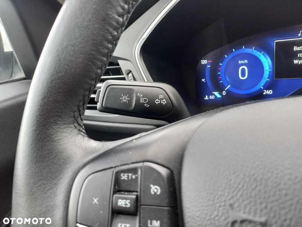 Ford Kuga 1.5 EcoBlue TITANIUM - 26