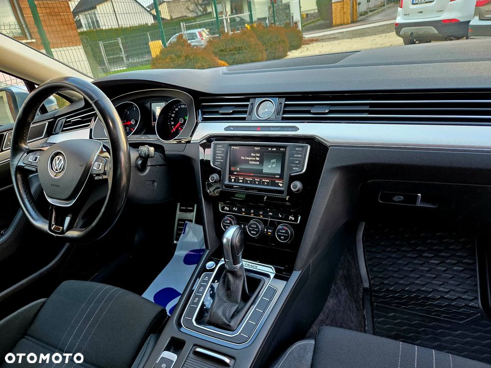 Volkswagen Passat Alltrack 2.0 TDI SCR 4Mot DSG - 25