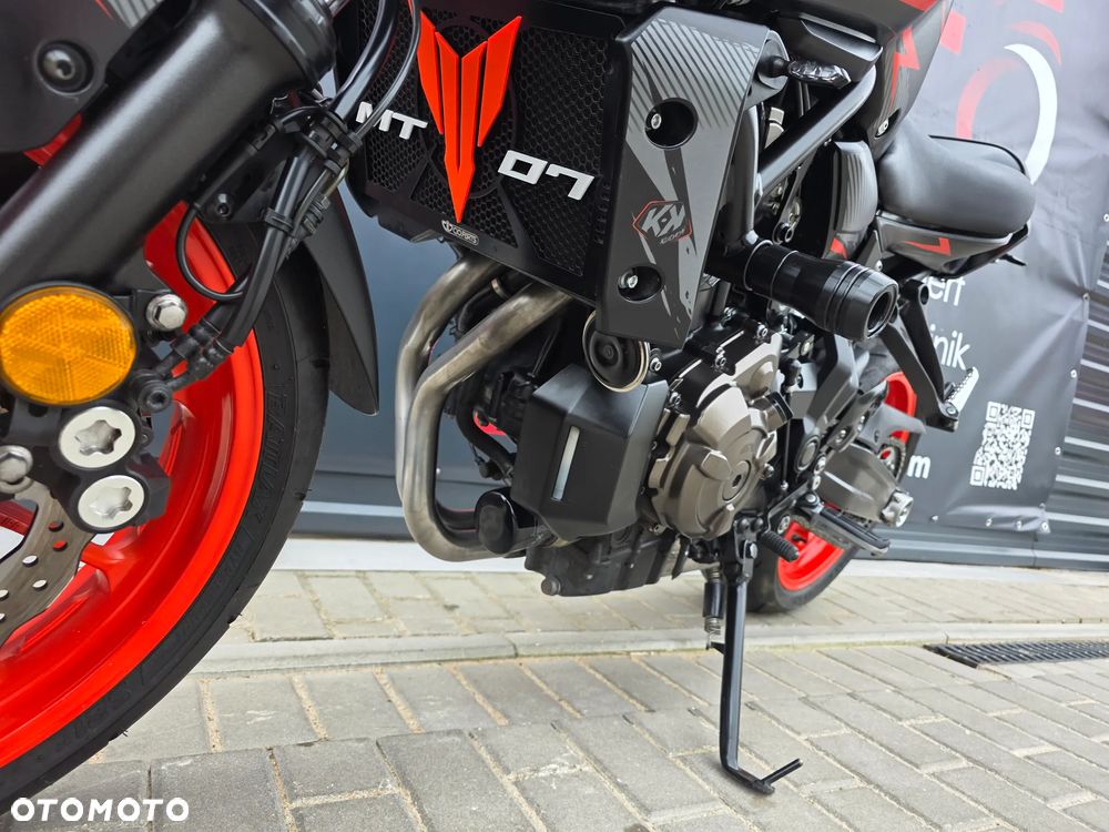 Yamaha MT - 17