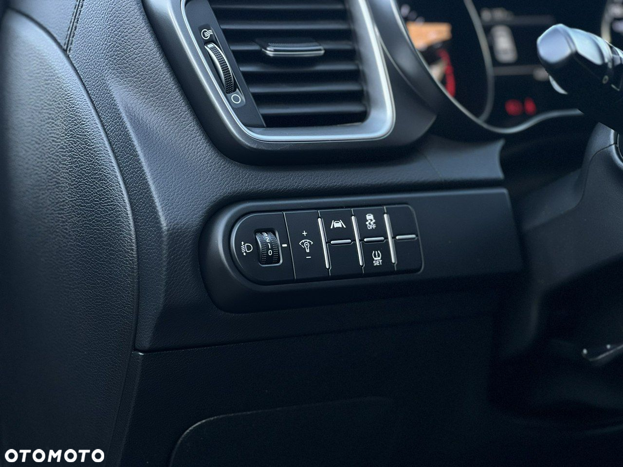 Kia Ceed 1.5 T-GDI M DCT - 26