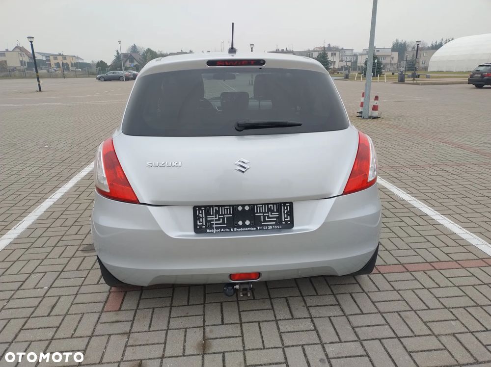 Suzuki Swift - 6