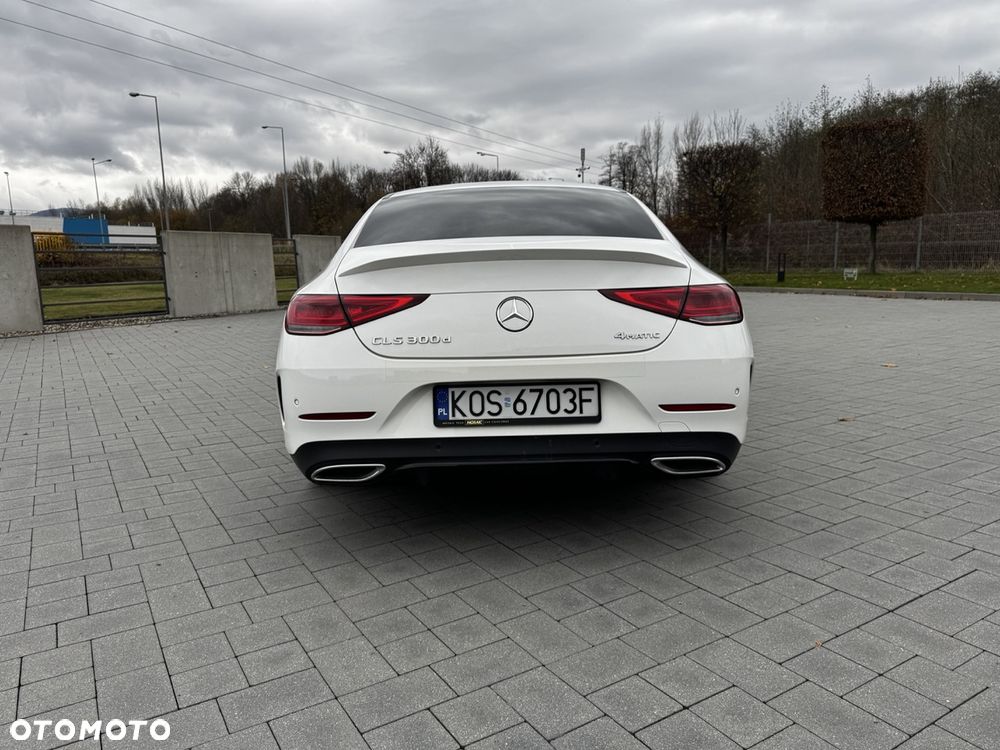 Mercedes-Benz CLS 300 d 4Matic 9G-TRONIC AMG Line - 20