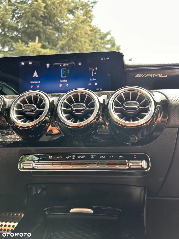 Mercedes-Benz Klasa A 35 AMG 4-Matic 8G-DCT - 11