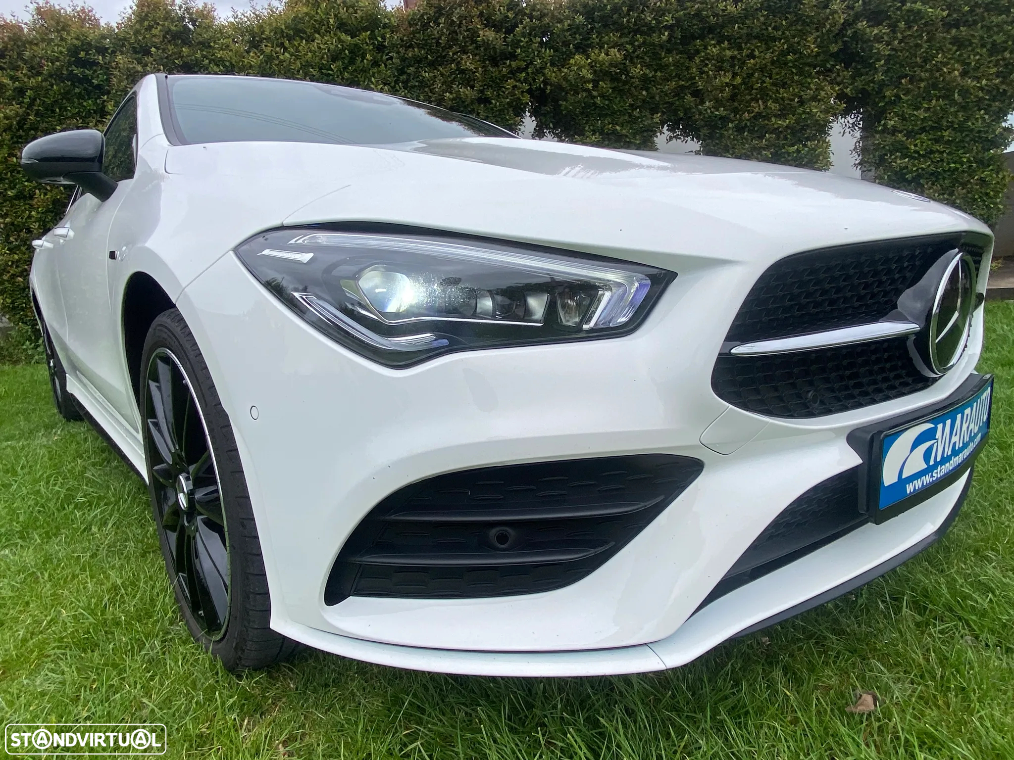 Mercedes-Benz CLA 250 e AMG Line - 3