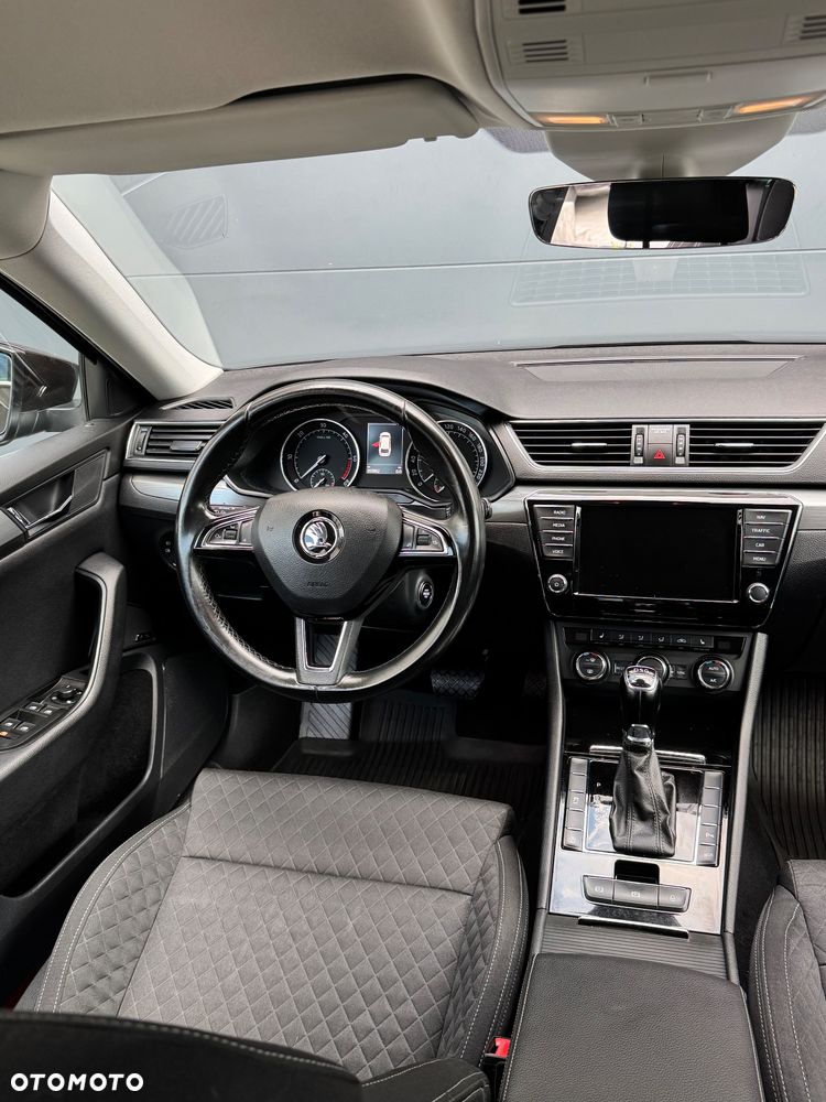 Skoda Superb 2.0 TDI Style DSG - 7