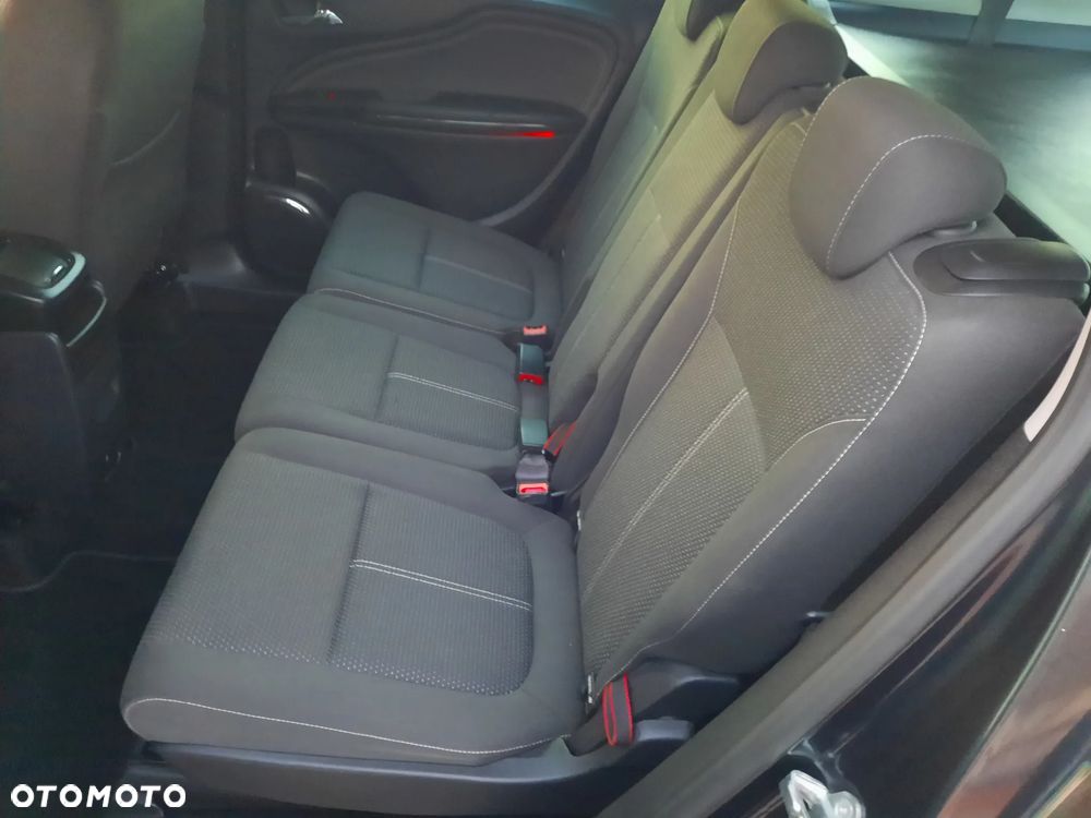 Opel Zafira Tourer 2.0 CDTI Sport - 24