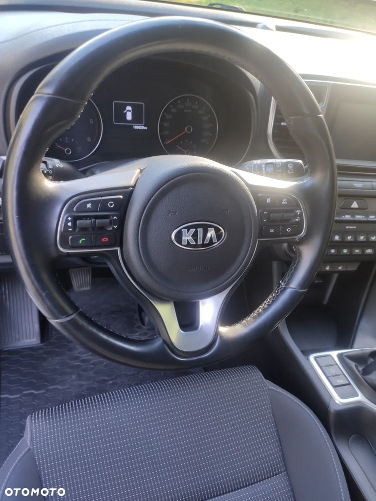 Kia Sportage 2.0 CRDI 2WD Vision - 23