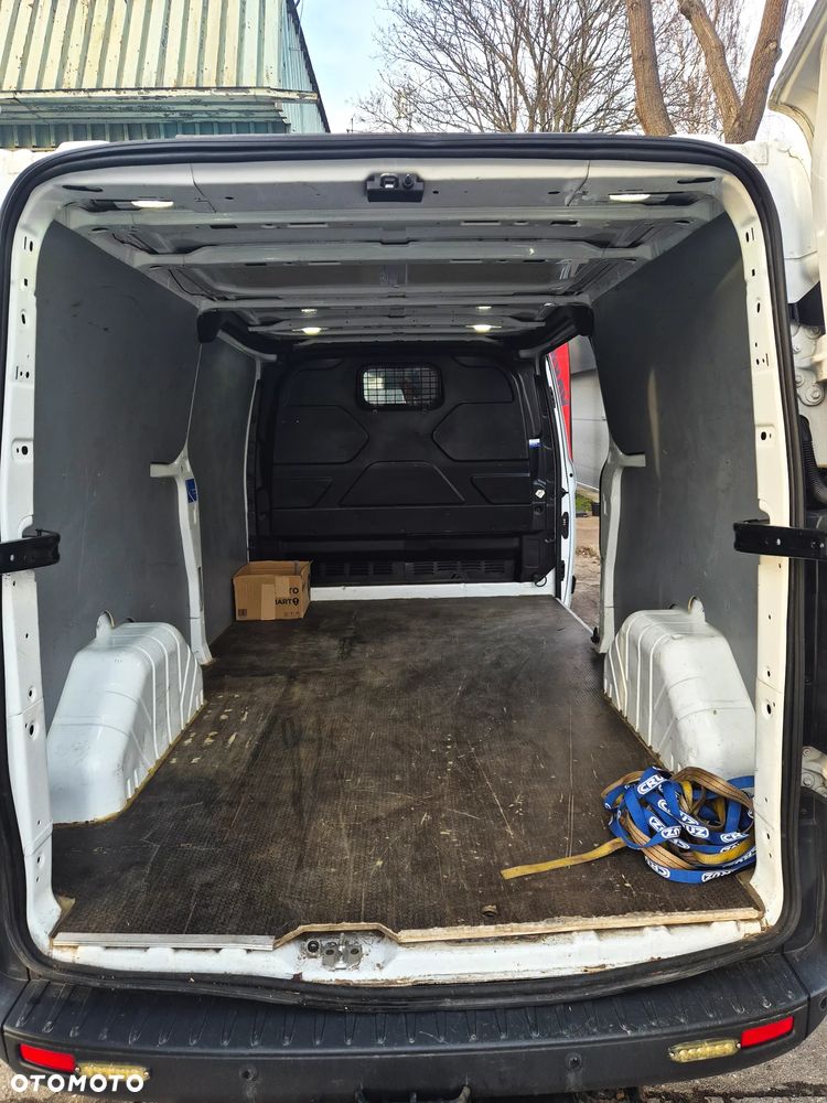 Ford TRANSIT CUSTOM - 29