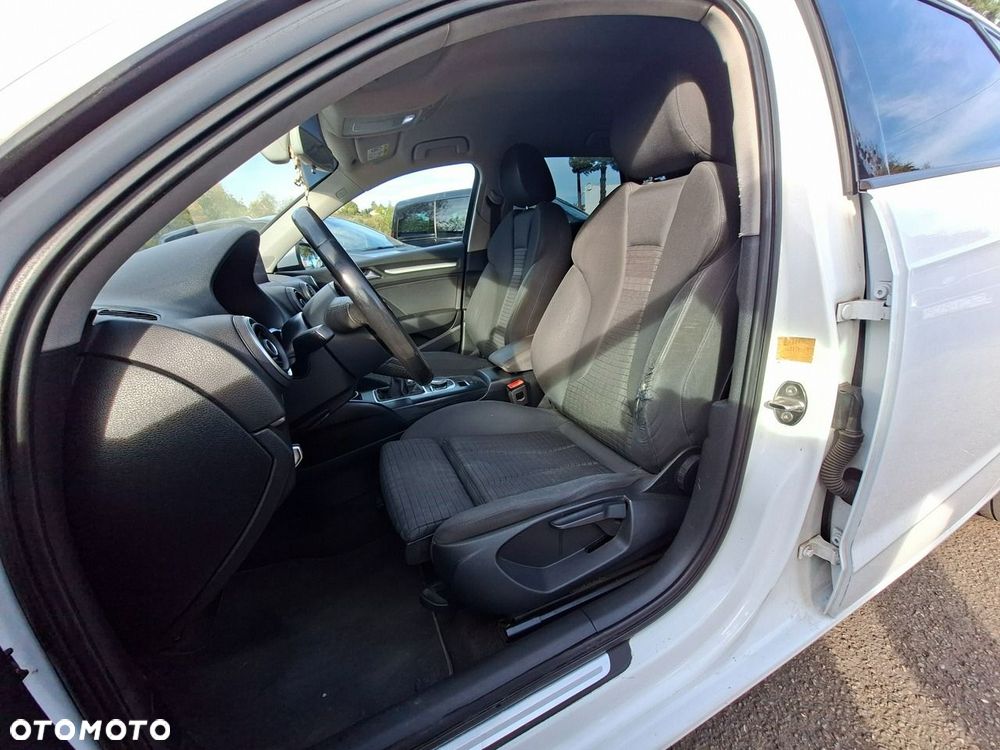 Audi A3 Sportback 1.6 TDI - 14
