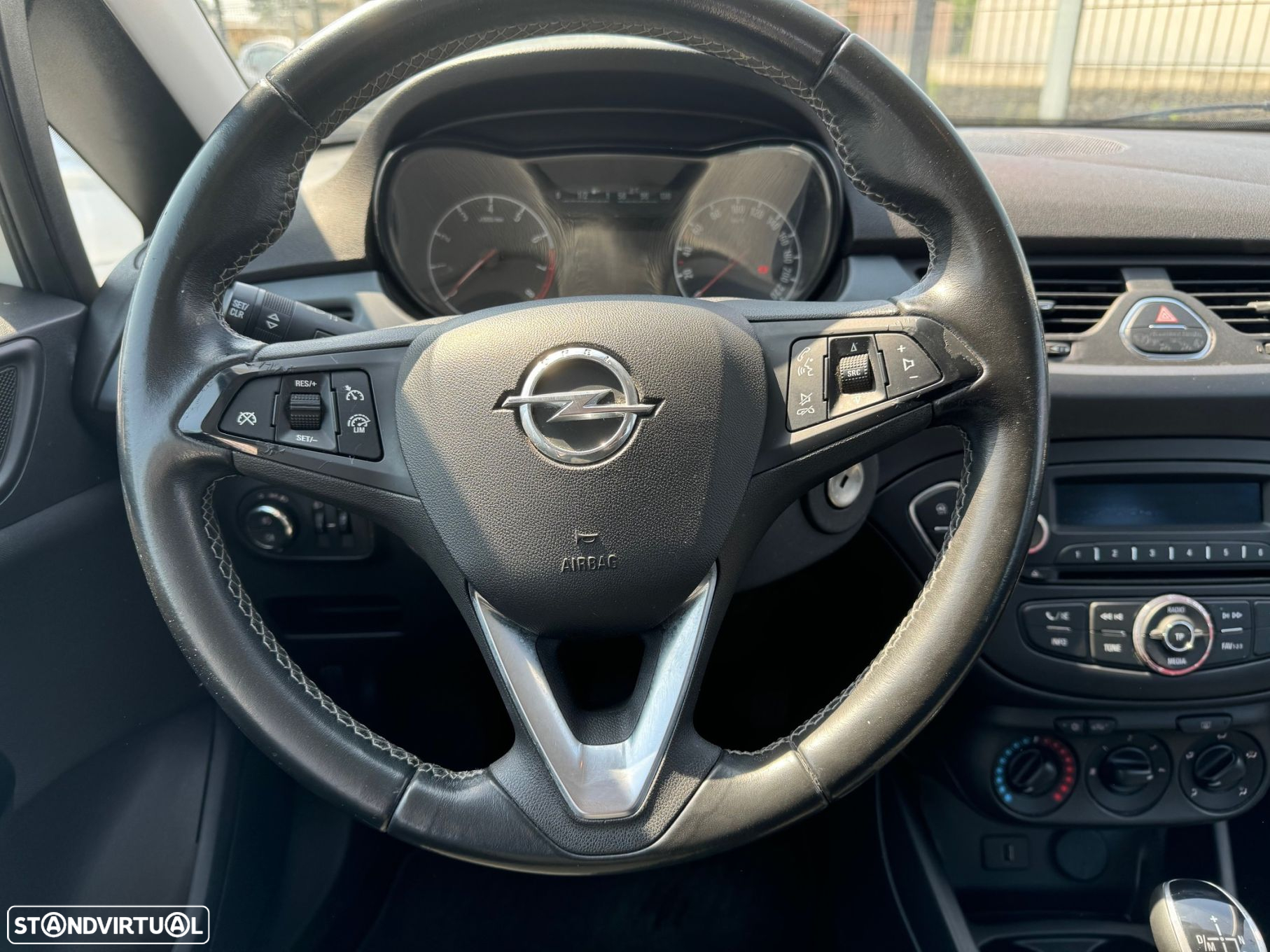 Opel Corsa 1.4 Innovation Easytronic - 11