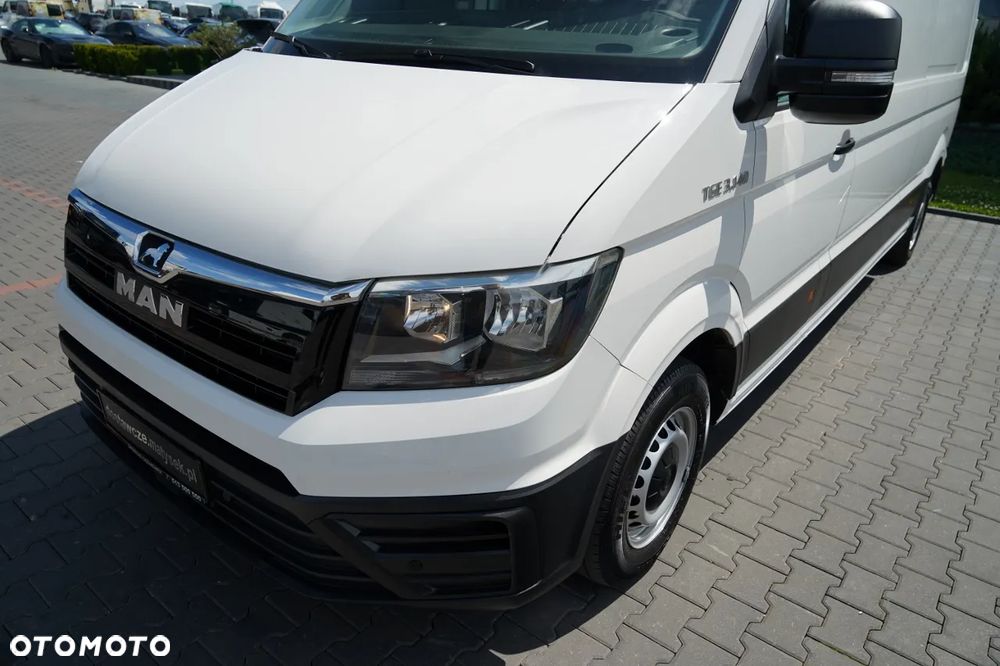 MAN TGE 3.140 / BLASZAK 4,1 m / FURGON / SPROWADZONY / EURO 6 - 11