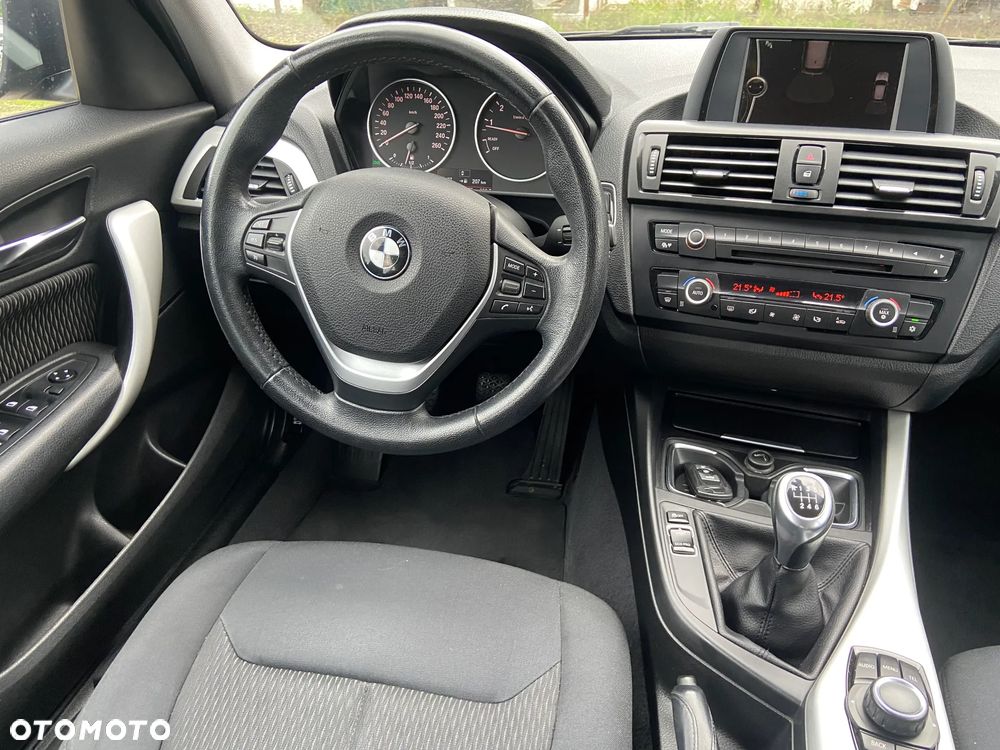 BMW Seria 1 - 21