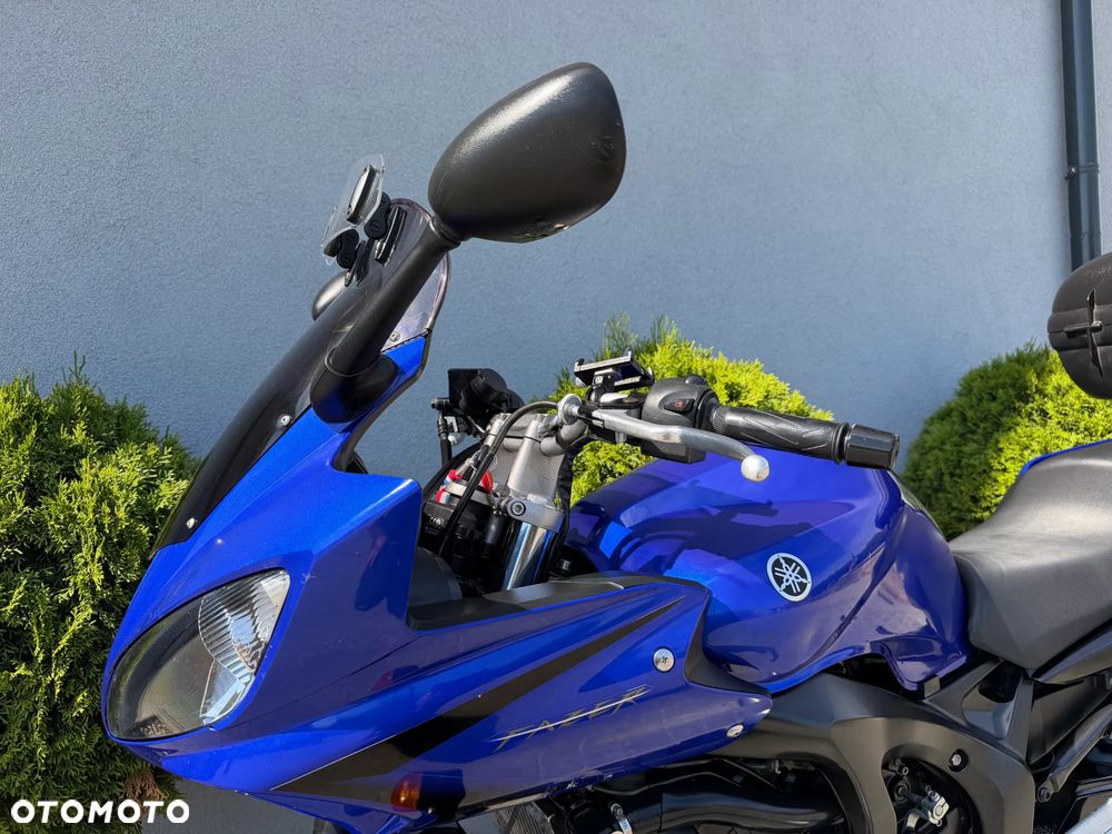 Yamaha FZ - 31
