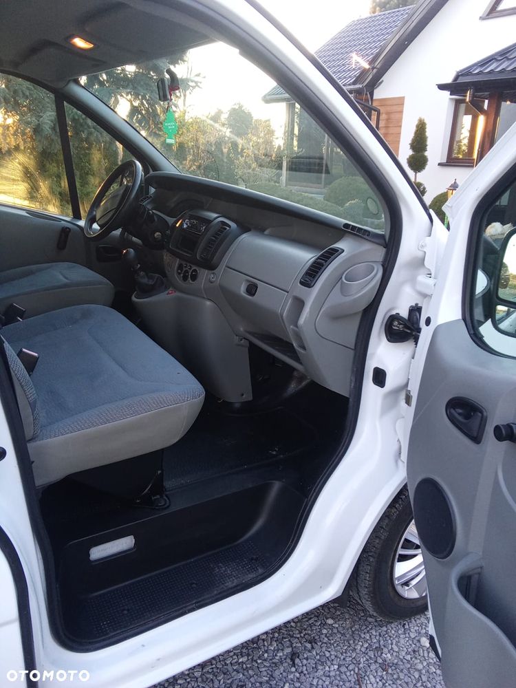 Renault Trafic - 24