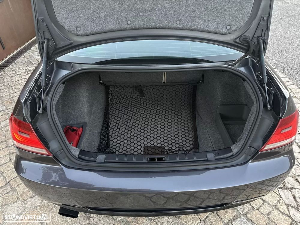 BMW 320 d Coupe - 10