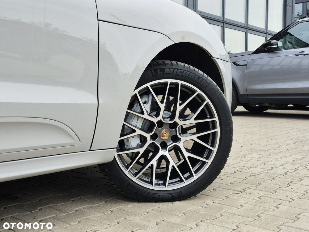 Porsche Macan - 11