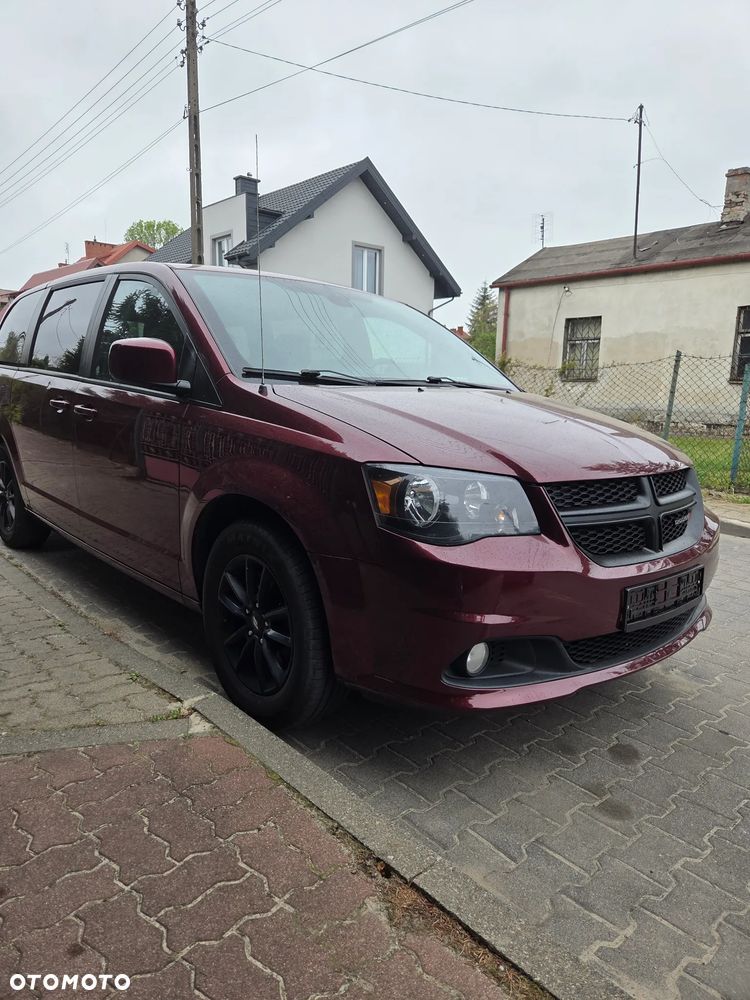 Dodge Grand Caravan 3.6 R/T - 9