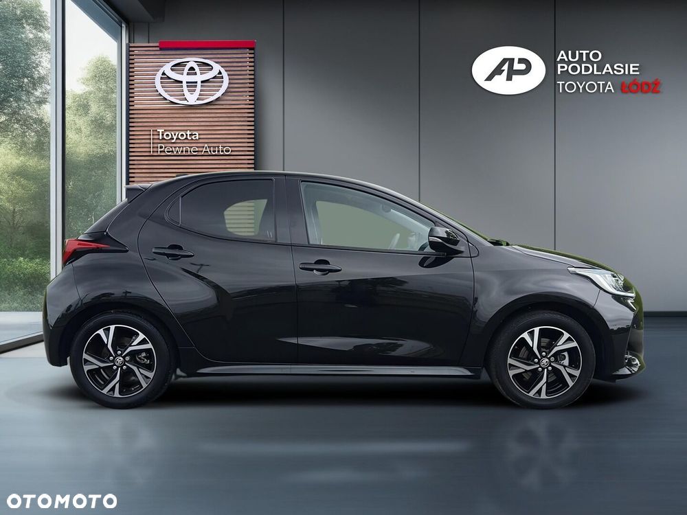 Toyota Yaris Hybrid 1.5 Style - 11
