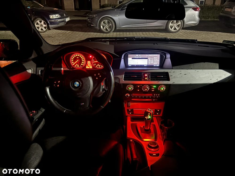 BMW Seria 5 530d - 32