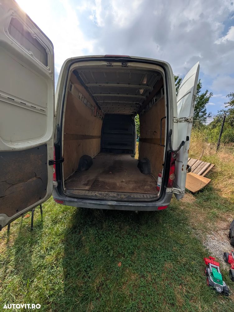 Volkswagen CRAFTER - 16