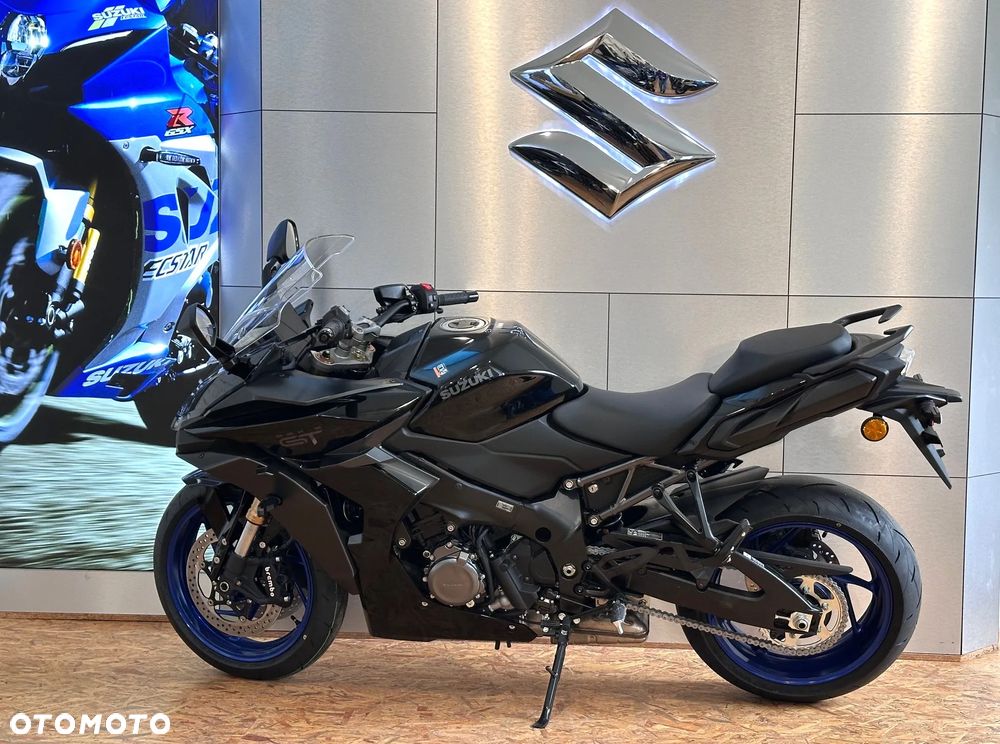 Suzuki GSX - 9