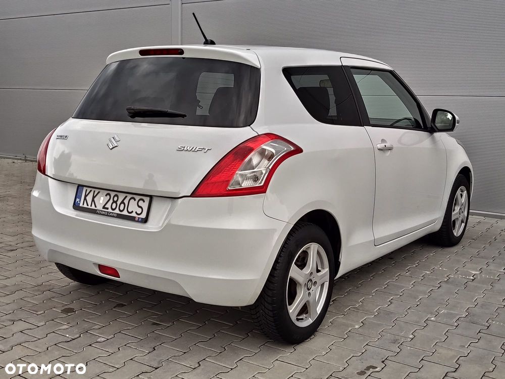 Suzuki Swift 1.2 Premium - 5