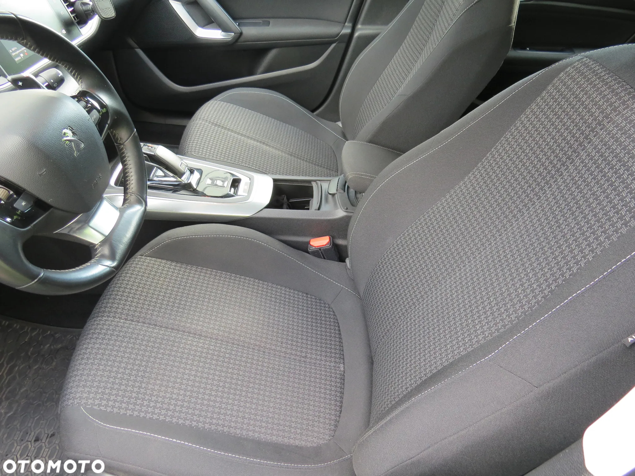 Peugeot 308 1.5 BlueHDi Active Pack Business S&S EAT8 - 8