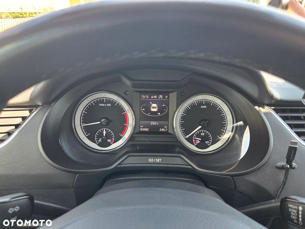 Skoda Octavia - 8