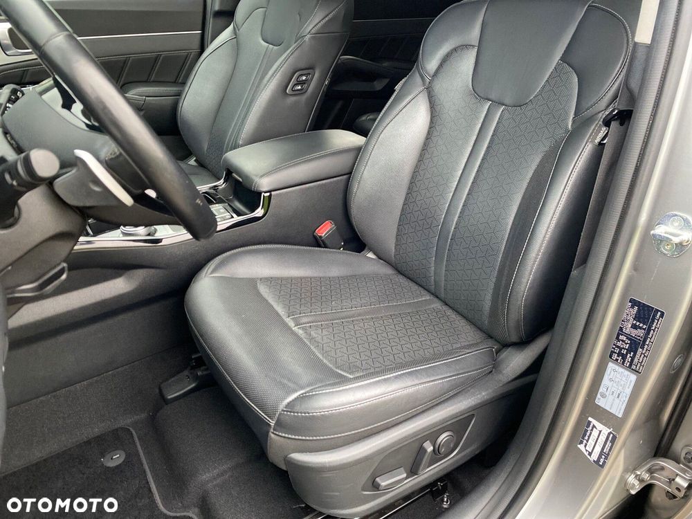 Kia Sorento - 10