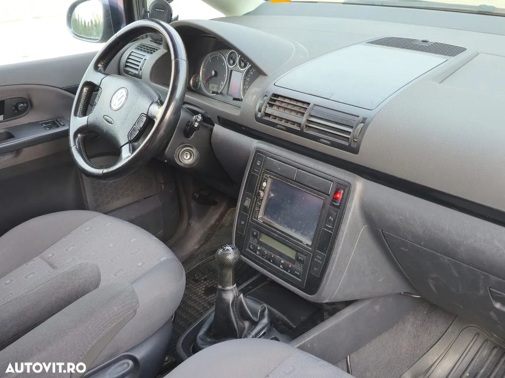 Volkswagen Sharan 1.9 TDI Comfortline Family - 13