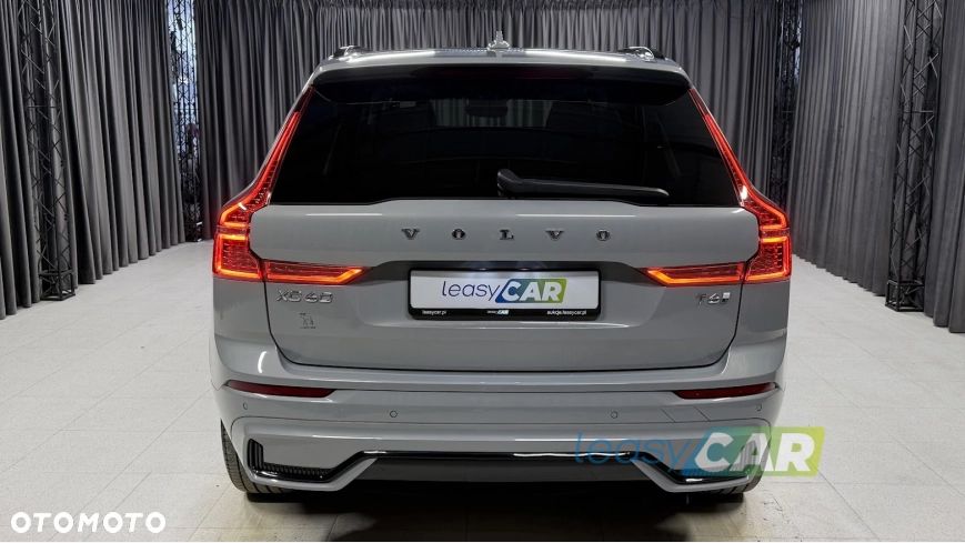 Volvo XC 60 T6 Plug-In Hybrid AWD Ultra Dark - 5