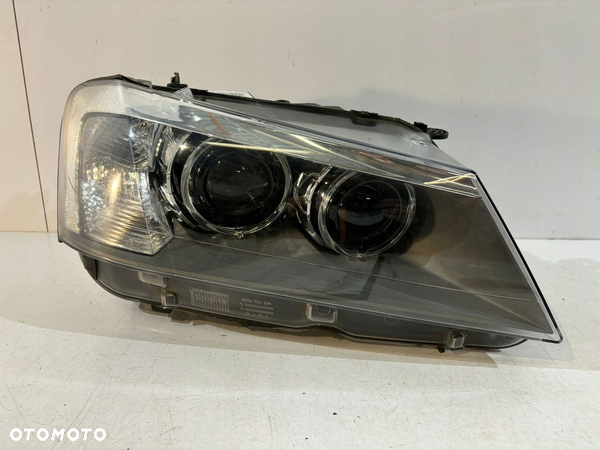 BMW X3 F25 Lampa przednia Xenon R - 13878