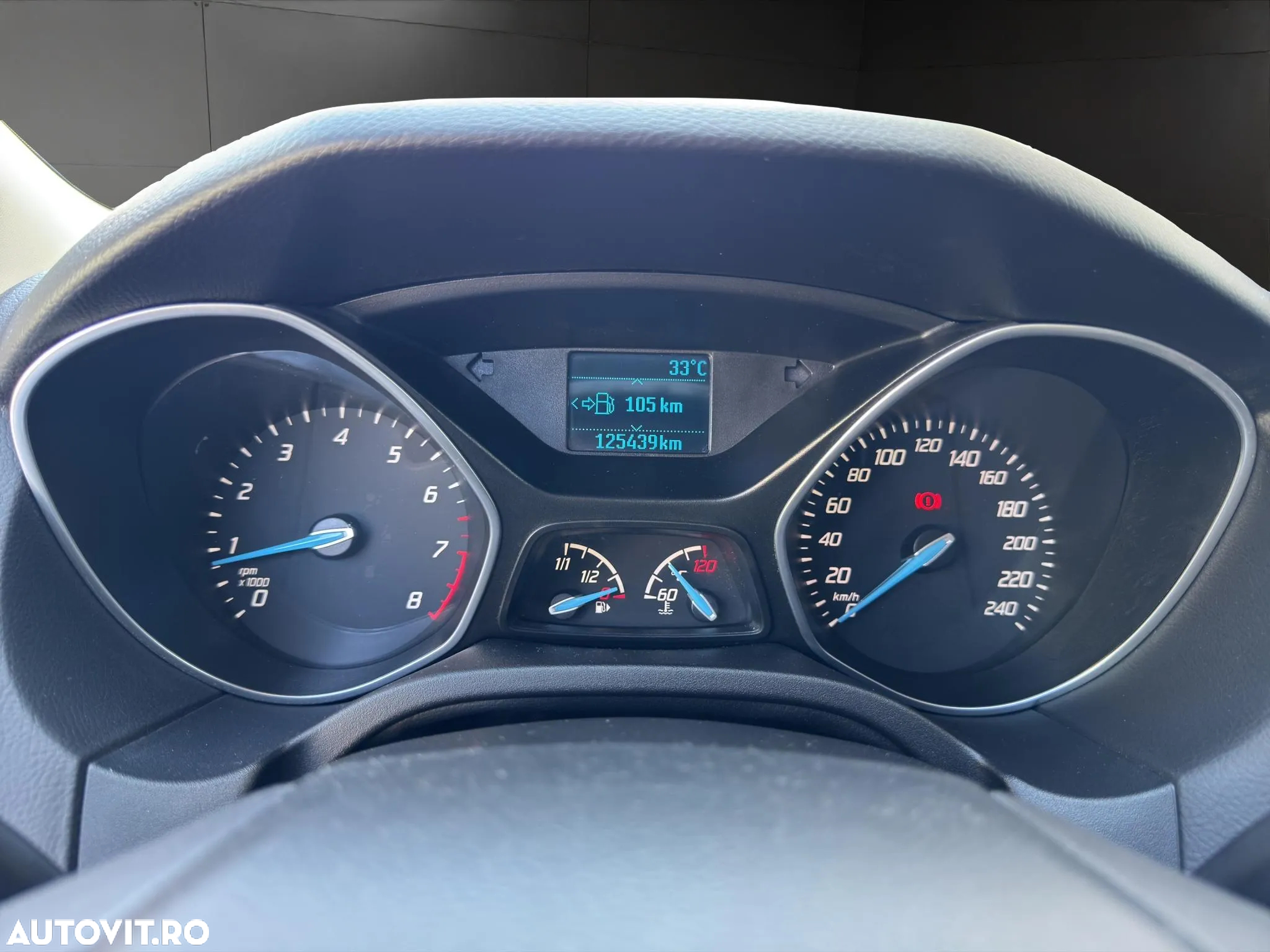 Ford Focus 1.0 EcoBoost Start-Stopp-System TREND - 6