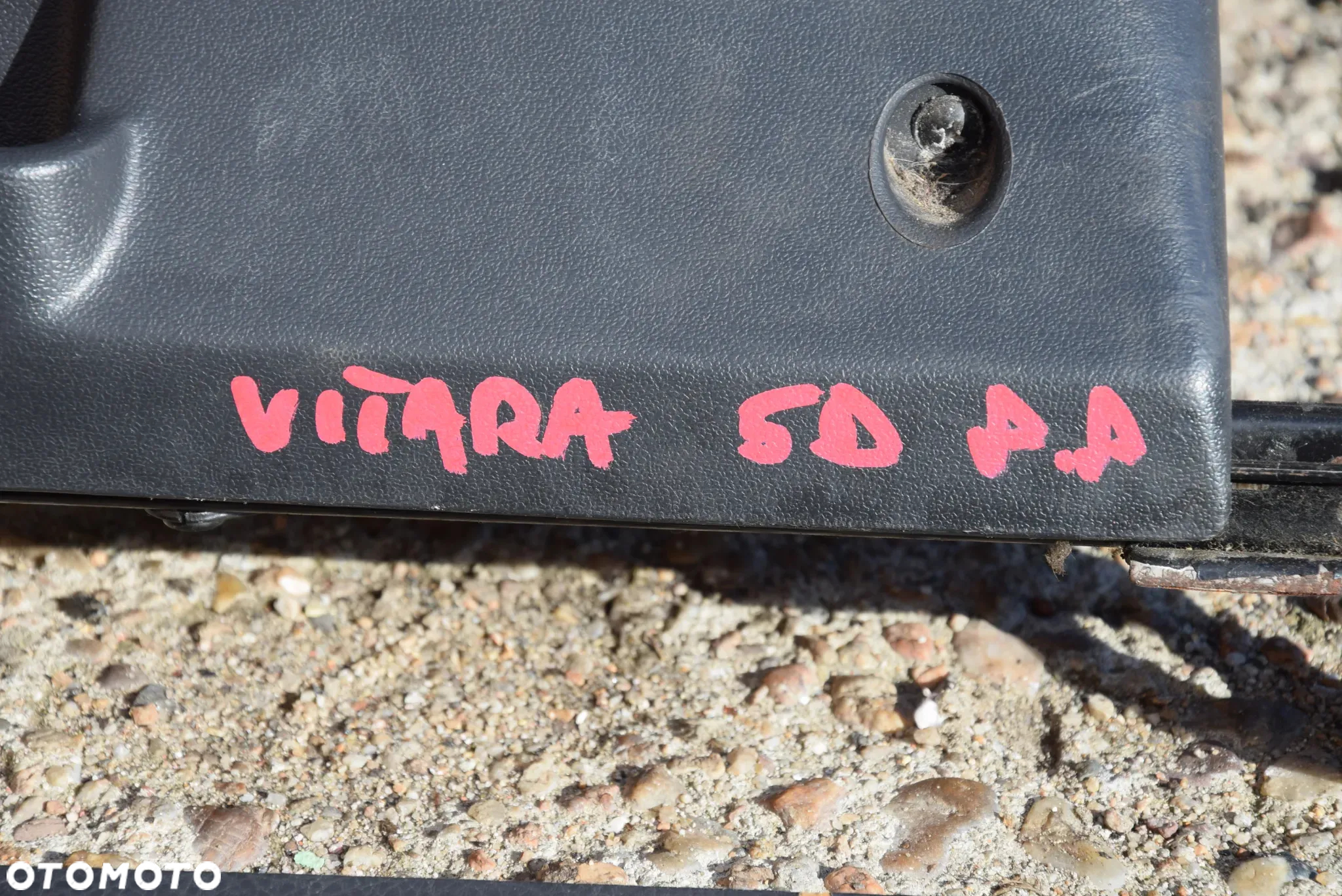 SUZUKI VITARA I 5D FOTEL FOTELE BOCZKI KPL. - 36