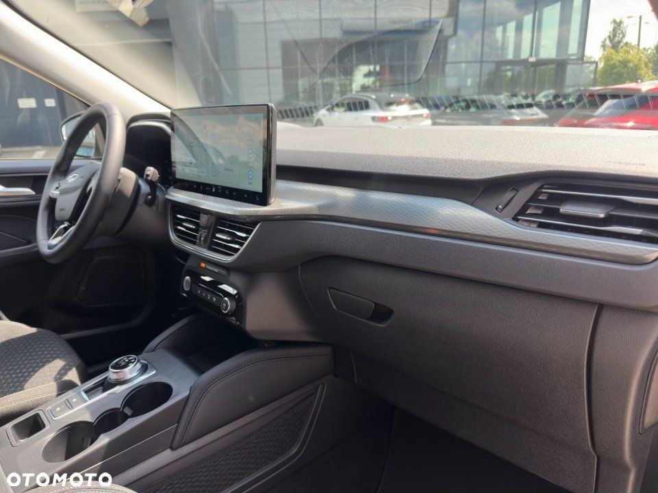 Ford Kuga - 22