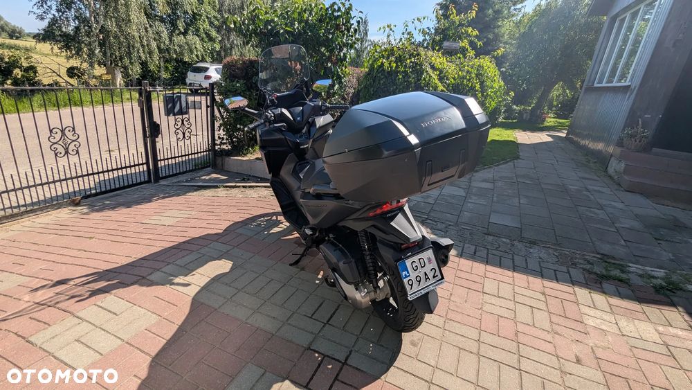 Honda NSS - 8