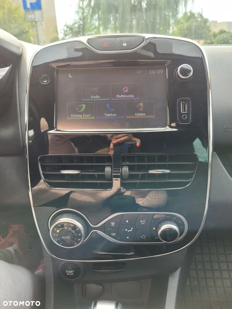 Renault Clio 1.2 Enegry TCe Limited Plus EDC - 11