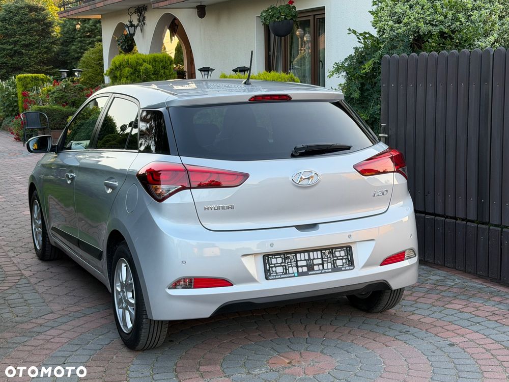 Hyundai i20 1.2 Passion Plus - 9