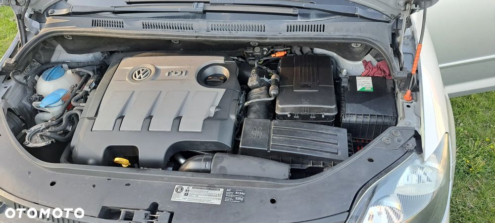 Volkswagen Golf Plus 1.6 TDI DPF Comfortline - 12