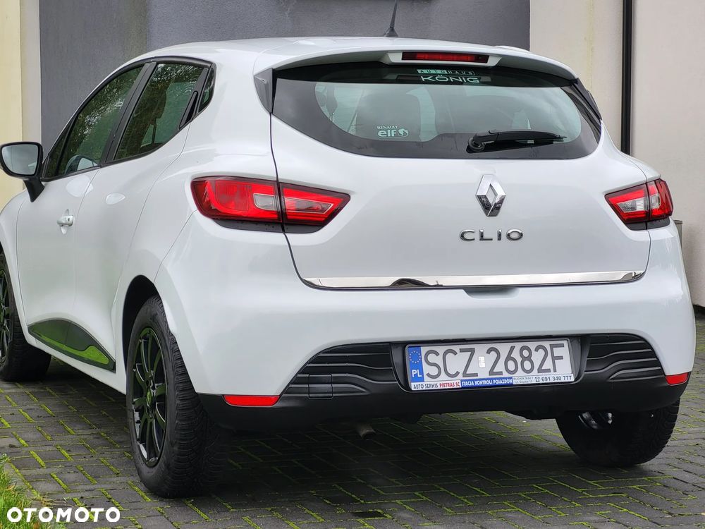 Renault Clio 1.2 16V 75 LIMITED - 6