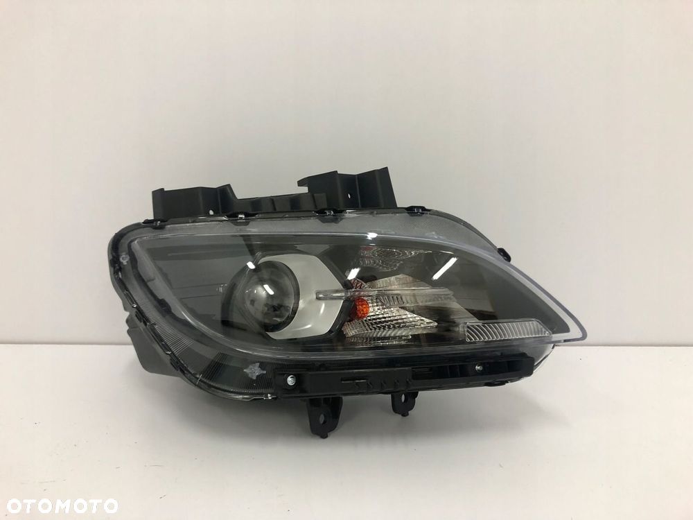 HYUNDAI KONA 2021- LIFT USA PRAWY REFLEKTOR 9PIN - 1