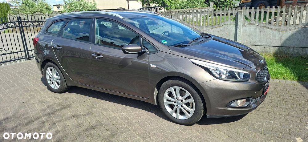 Kia Ceed 1.6 GDI Vision - 14