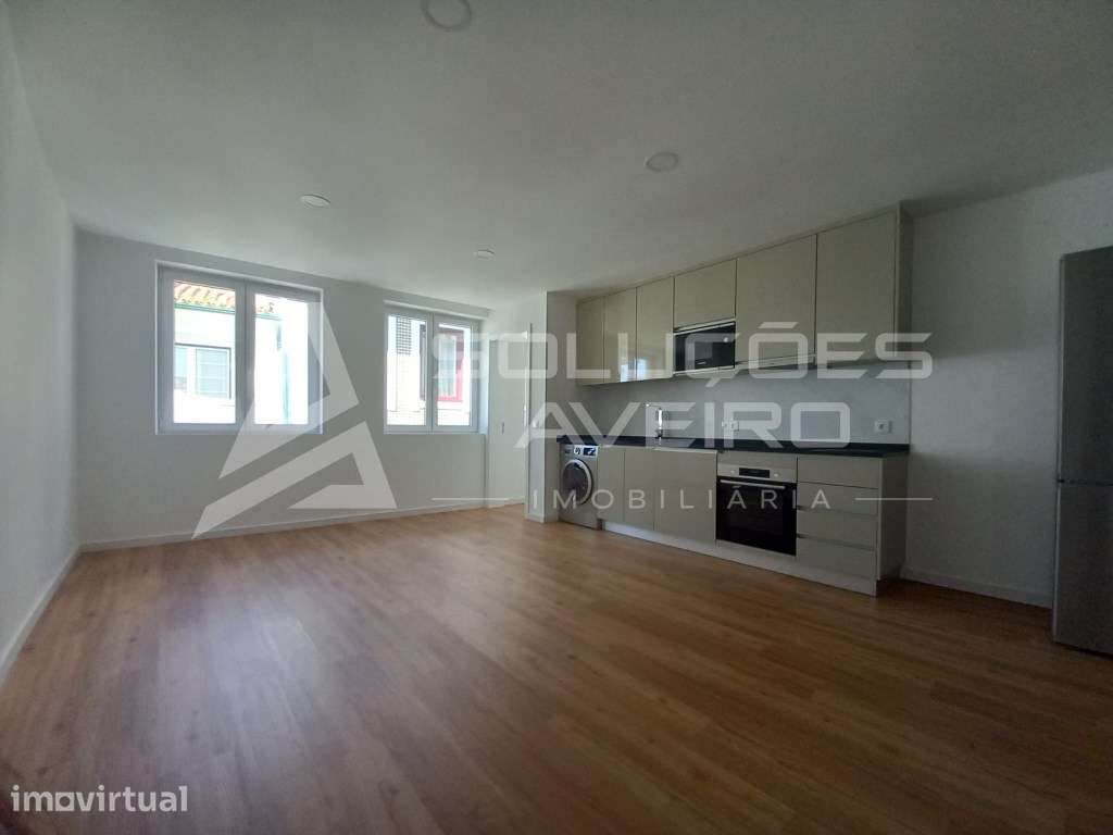 Excelente Apartamento T2 Duplex Novo no Coração da Cidade de Aveiro! - Grande imagem: 2/13