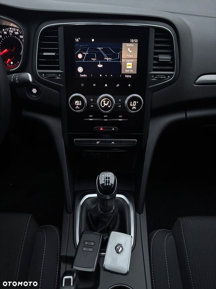 Renault Megane 1.0 TCe Zen - 16