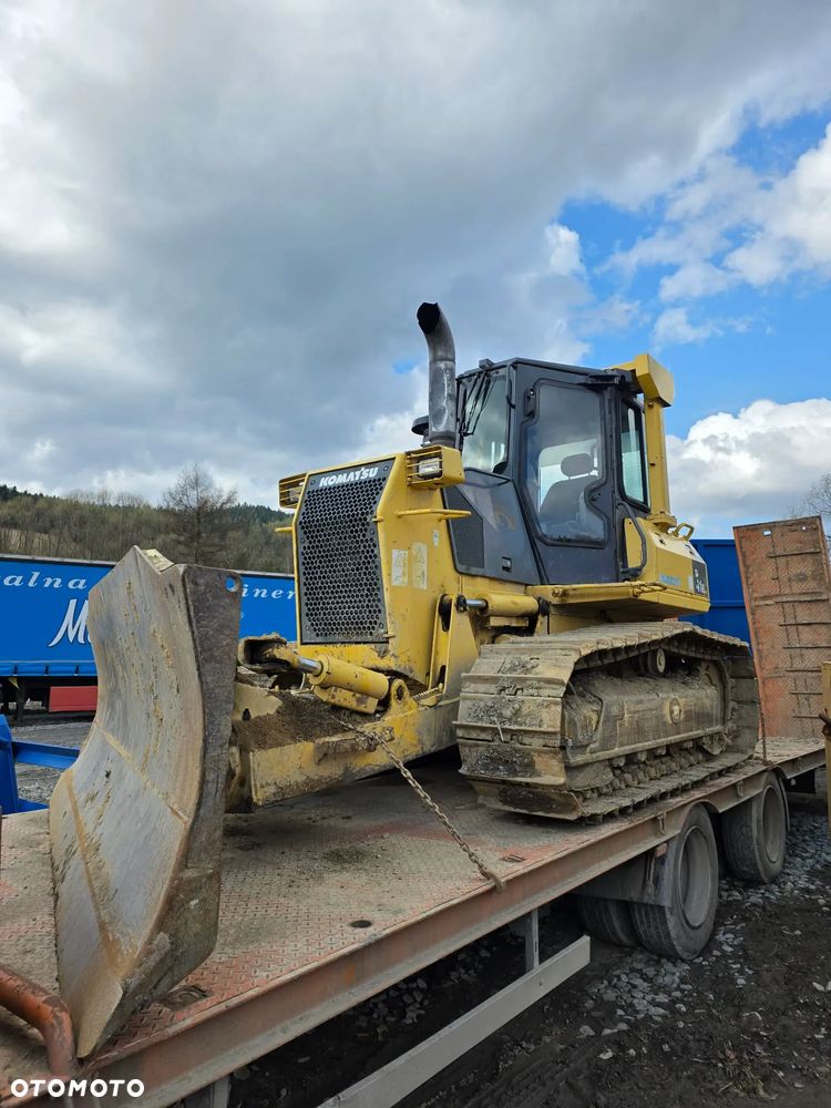 Komatsu - 15