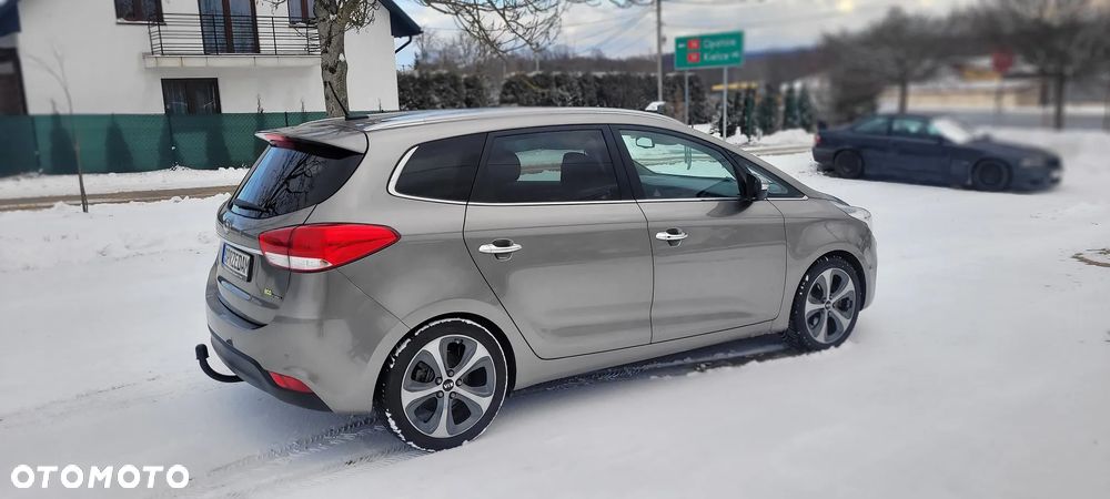 Kia Carens 1.7 CRDi 136 Fifa World Cup Edition - 3